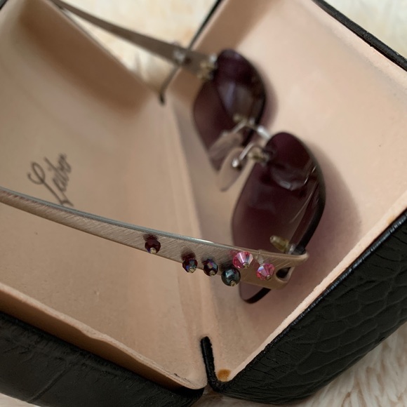 Judith Leiber Sunglasses - Picture 9 of 12